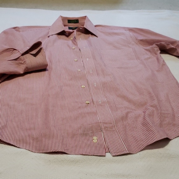 💰💰(Club Room )Men dress shirt.💰💰 - Picture 4 of 5